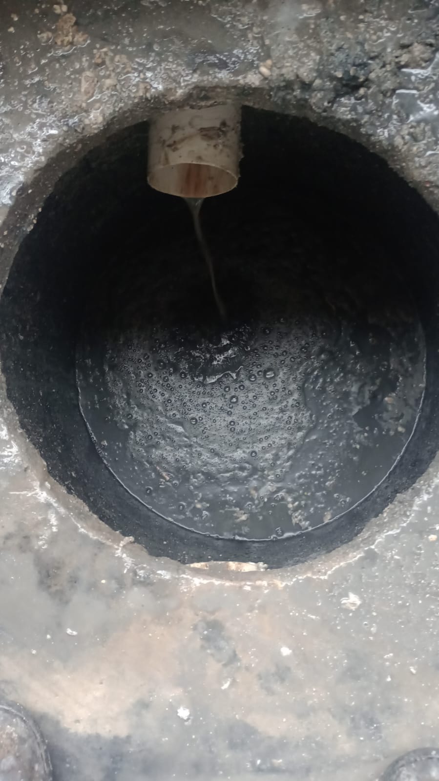 Máquina FPF500 em operação para desentupimento